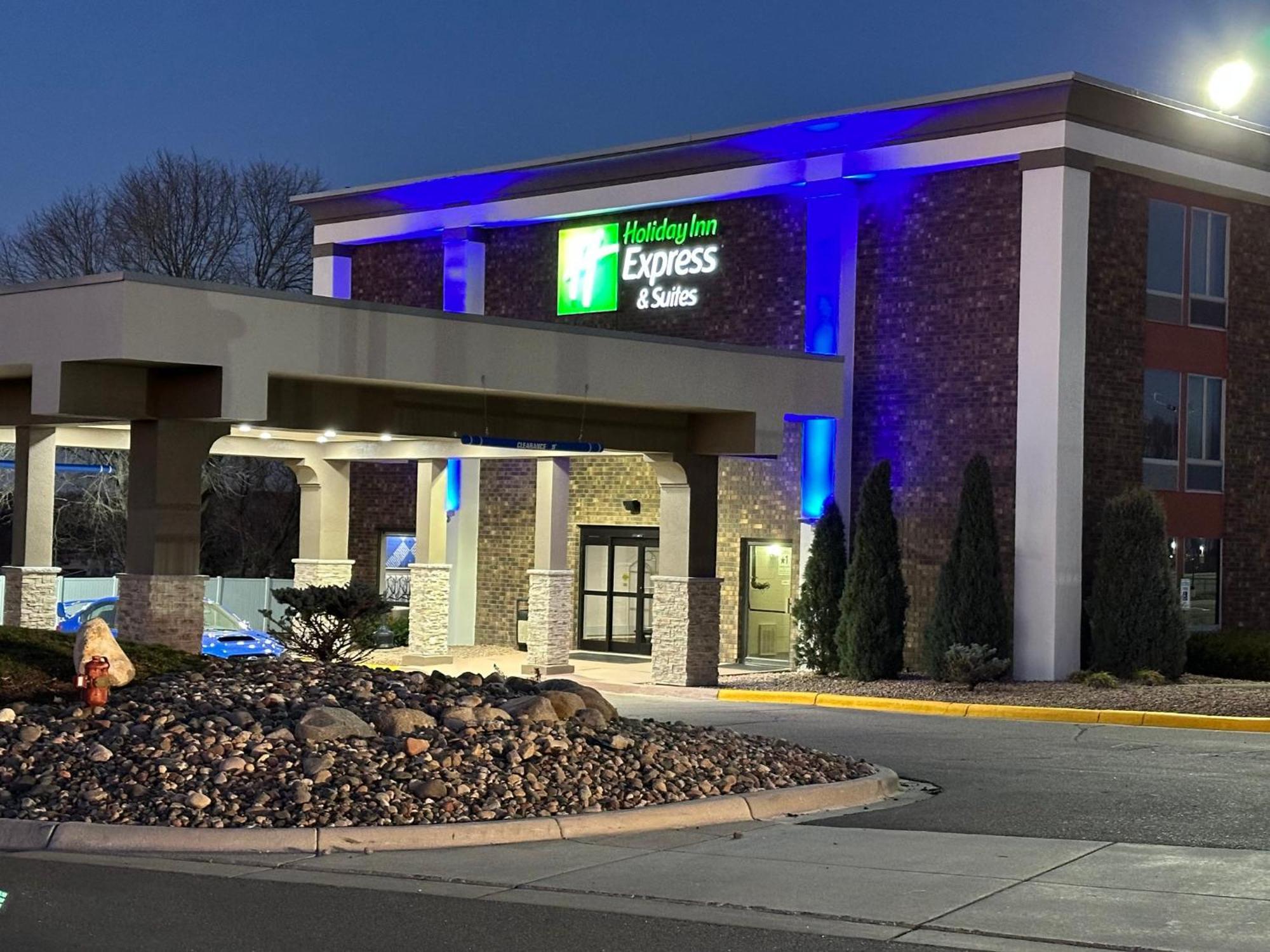 Holiday Inn Express & Suites Eden Prairie - Minneapolis, An Ihg Hotel Exterior photo